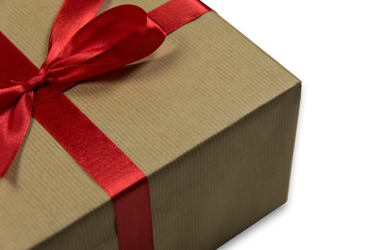 package, gift box, surprise, ribbon, happy birthday, bow, packaging, gift packaging, closeup, copy space, christmas, anniversary, gifts, presents, wrapped gifts, red bow, new year