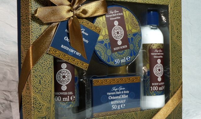 gift, present, bath, set, shower, gel, wellness, bath salt, scrub, lotion, body lotion, bow, bath salt, scrub, lotion, lotion, lotion, lotion, lotion, body lotion, body lotion, body lotion, body lotion, body lotion