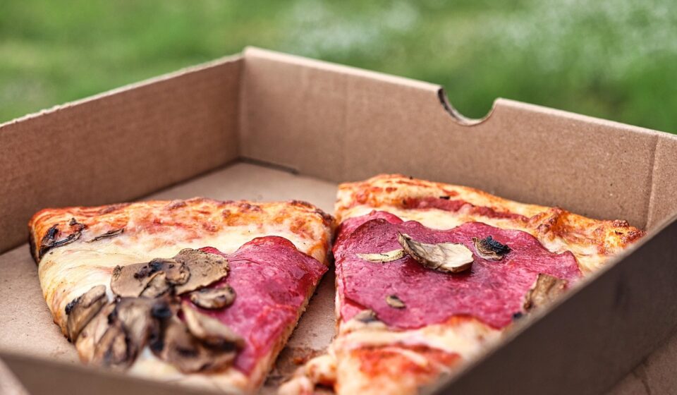 pizza, slice, salami, mushrooms, cheese, box, delivery service, gastronomy, packaging, cardboard