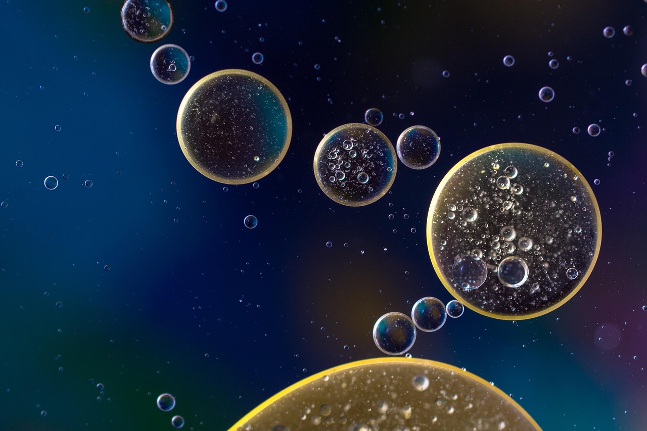 abstract, oil, beautiful wallpaper, windows wallpaper, mac wallpaper, 4k wallpaper 1920x1080, water, full hd wallpaper, 4k wallpaper, wallpaper 4k, free background, wallpaper hd, oil in water, cool backgrounds, suspension, liquid, oil drops, laptop wallpaper, circles, desktop backgrounds, hd wallpaper, nature, free wallpaper, bubbles, macro, background