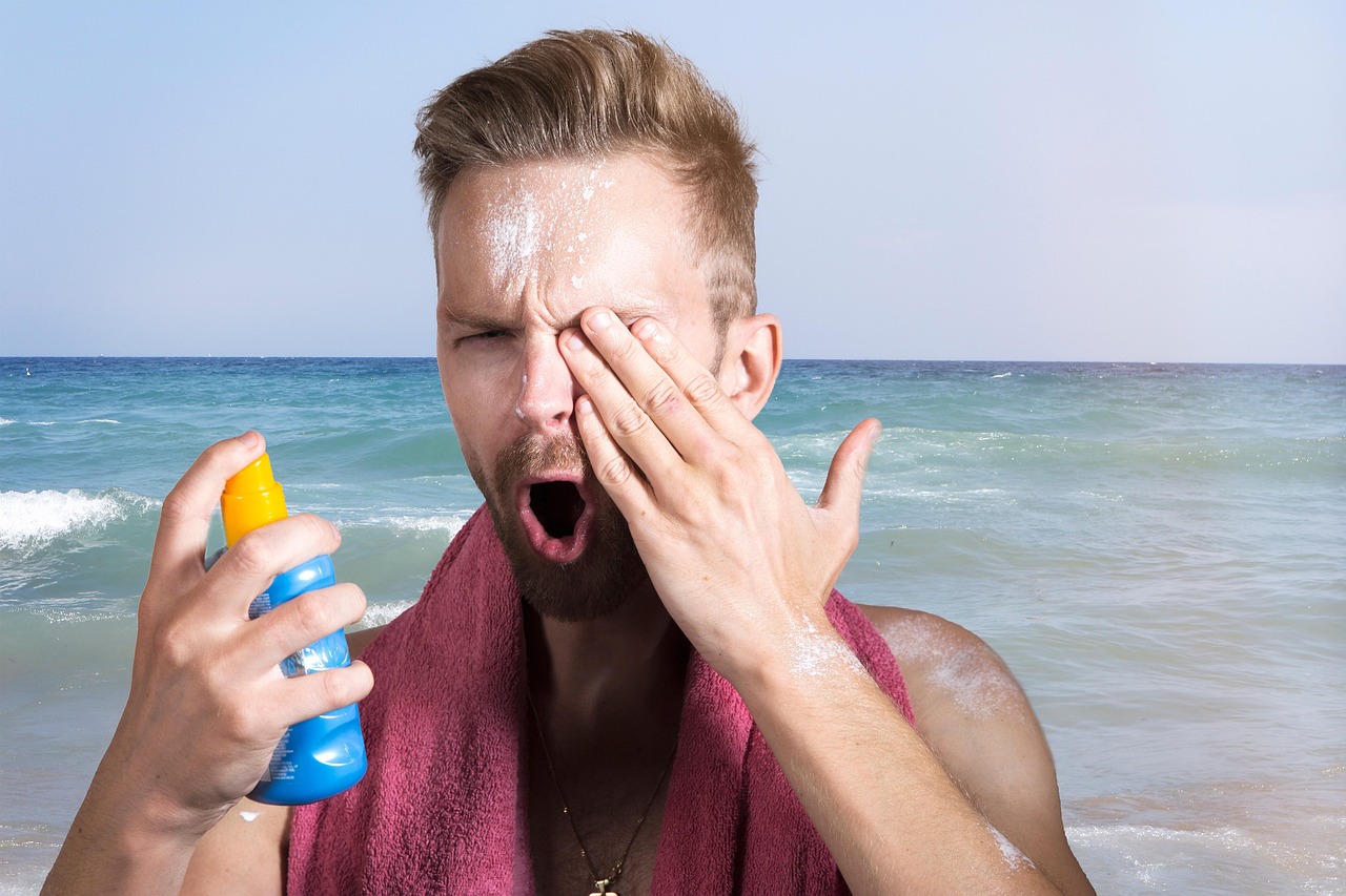 suncream, cream, creme, sun, sunblock, beach, funny, protection, nature, lotion, summer, skin, holiday, vacation, skincare, sunscreen, sunlight, travel, tourism, humor, spray, tourist, man