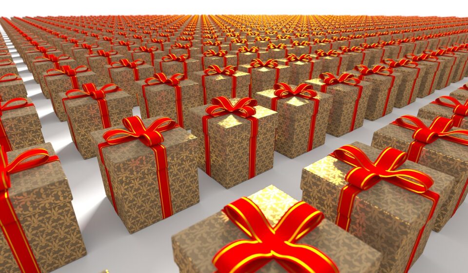 present, gift, box, holiday, christmas, ribbon, celebration, xmas, bow, christmas card, decoration, surprise, red, paper, package, shopping, anniversary, design, valentine, card, festive, happy, new, decor, symbol, day, happy birthday, wrap, decorative, color, greeting, season, party, love, winter, 3d, emotions, abstract, idea, brown happy, brown birthday, brown paper, brown abstract, brown shopping, brown news, brown party, brown shop, brown gift, brown surprise, brown idea, brown new, brown box, brown celebrate