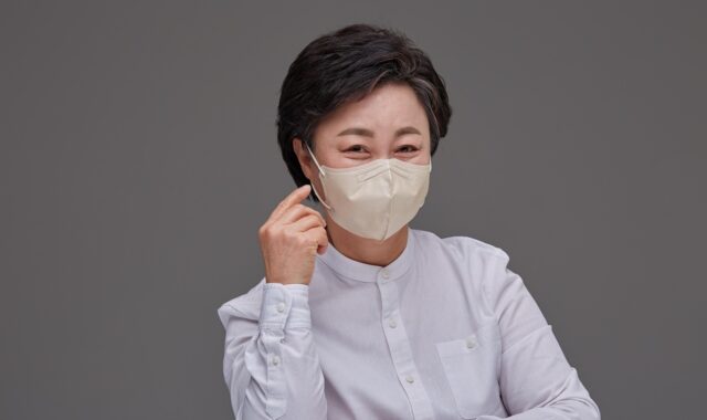 woman, face mask, korean, smile, protective mask, protection, safety, hygiene, middle-aged, pose, portrait, face mask, korean, korean, korean, korean, korean