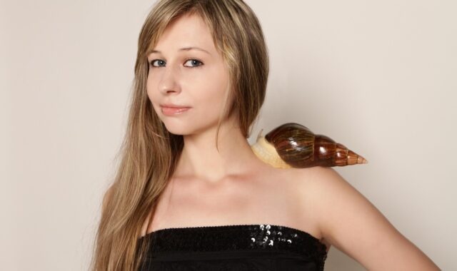 woman, snail, shell, long hair, young woman, dress, achatina giant, achatina, clam, animal, sink, snail mucin, portrait, big snail, girl with a snail, pretty, photo shoot with a snail, beautiful girl, beautiful, nature, pet, rejuvenation